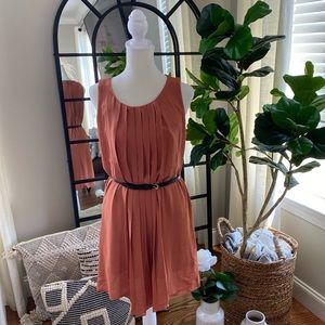 Forever 21 orange pleated shift dress size small